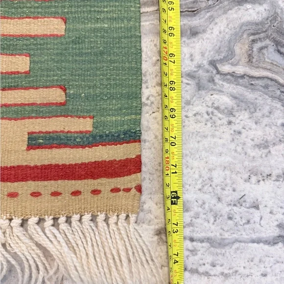 Turkish kilim rug runner Tan Red Green 100% Wool Excellent Condition - Picture 8 of 9